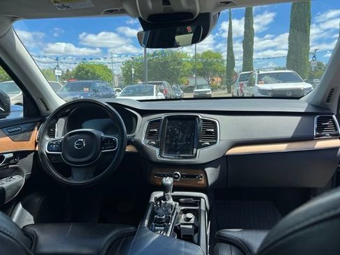 Used 2020 Volvo XC90 T6 Inscription w/ Protection Package Premier AWD/4WD image 9