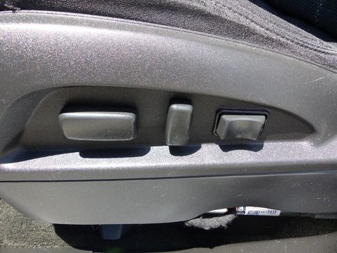 Used 2017 Chevrolet Equinox LT w/ Convenience Package FWD image 22