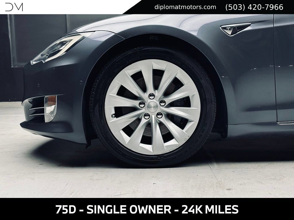 Used 2017 Tesla Model S 75D AWD/4WD image 37