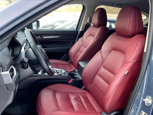 Used 2023 MAZDA CX-5 Carbon Edition image 9