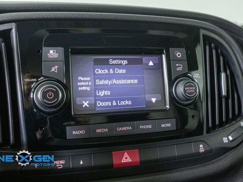 Used 2021 RAM ProMaster City Tradesman FWD image 19