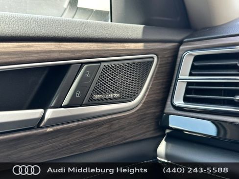 Used 2026 Volkswagen Atlas SEL Premium R-Line AWD/4WD image 33