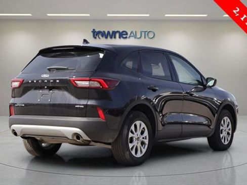 Used 2025 Ford Escape Active w/ Cold Weather Package image 6