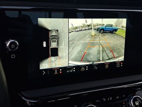 Used 2024 GMC Sierra 1500 AT4X image 18