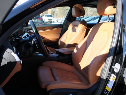 Used 2017 BMW 530i xDrive 530i xDrive AWD 4dr Sedan image 26