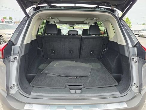 Used 2023 Nissan Rogue SV w/ SV Premium B Package AWD/4WD image 11