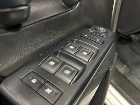 Used 2017 Chevrolet Silverado 1500 LT w/ All Star Edition image 18