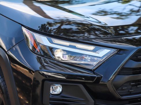 Used 2024 Toyota RAV4 Adventure AWD/4WD image 4