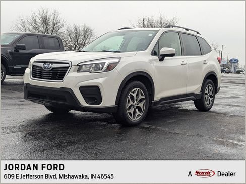 Used 2019 Subaru Forester Premium image 1