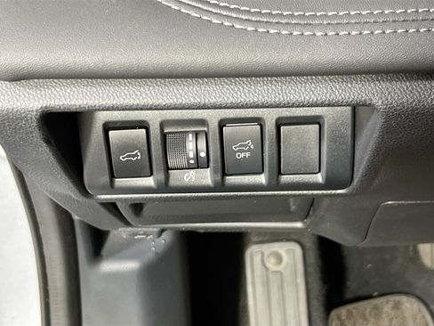 Used 2022 Subaru Outback Limited w/ Popular Package #2 AWD/4WD image 10