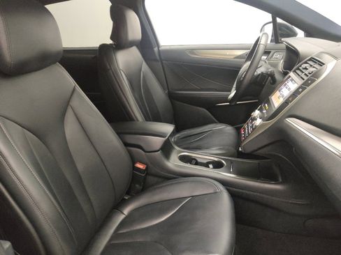Used 2017 Lincoln MKC Premiere FWD image 21