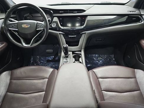 Used 2023 Cadillac XT6 Premium Luxury w/ LPO, Floor Liner Package FWD image 13