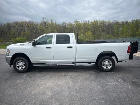 Used 2023 RAM 2500 Tradesman w/ Safety Group AWD/4WD image 8
