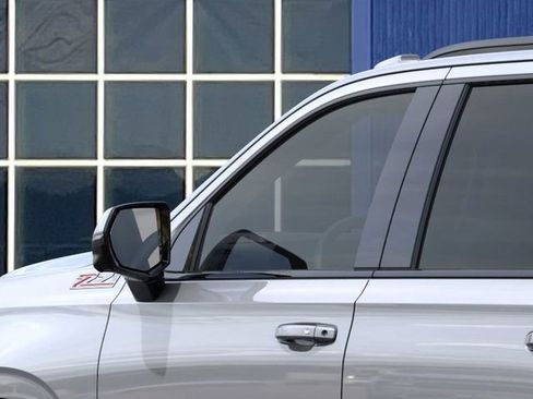 New 2026 Chevrolet Suburban Z71 w/ Comfort Package image 12