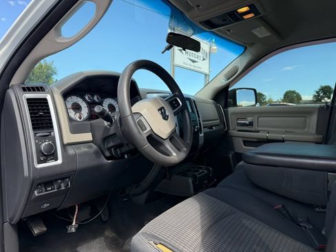 Used 2011 RAM 1500 Classic SLT w/ Protection Group AWD/4WD image 15