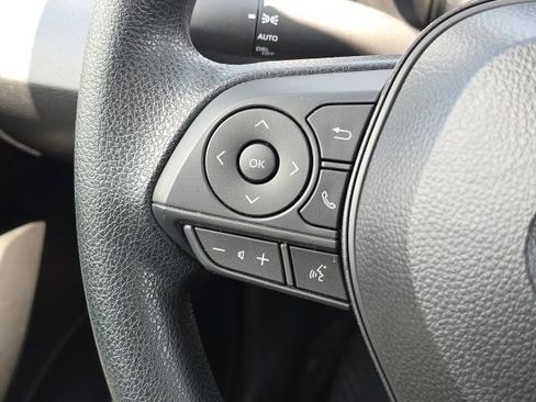 Used 2026 Toyota Corolla LE FWD image 31