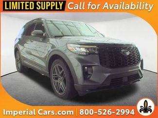 Used 2025 Ford Explorer ST-Line w/ Premium Package video 1