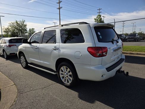 Used 2014 Toyota Sequoia Platinum AWD/4WD image 5