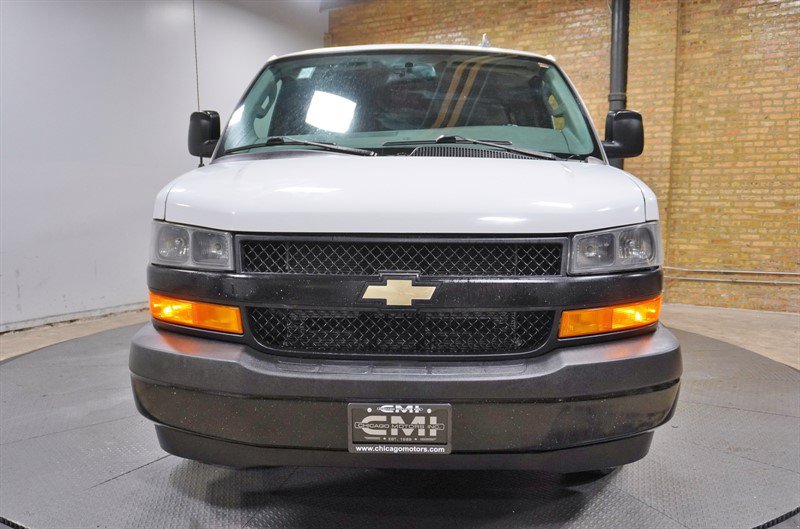 Used 2020 Chevrolet Express 3500 LS RWD image 4