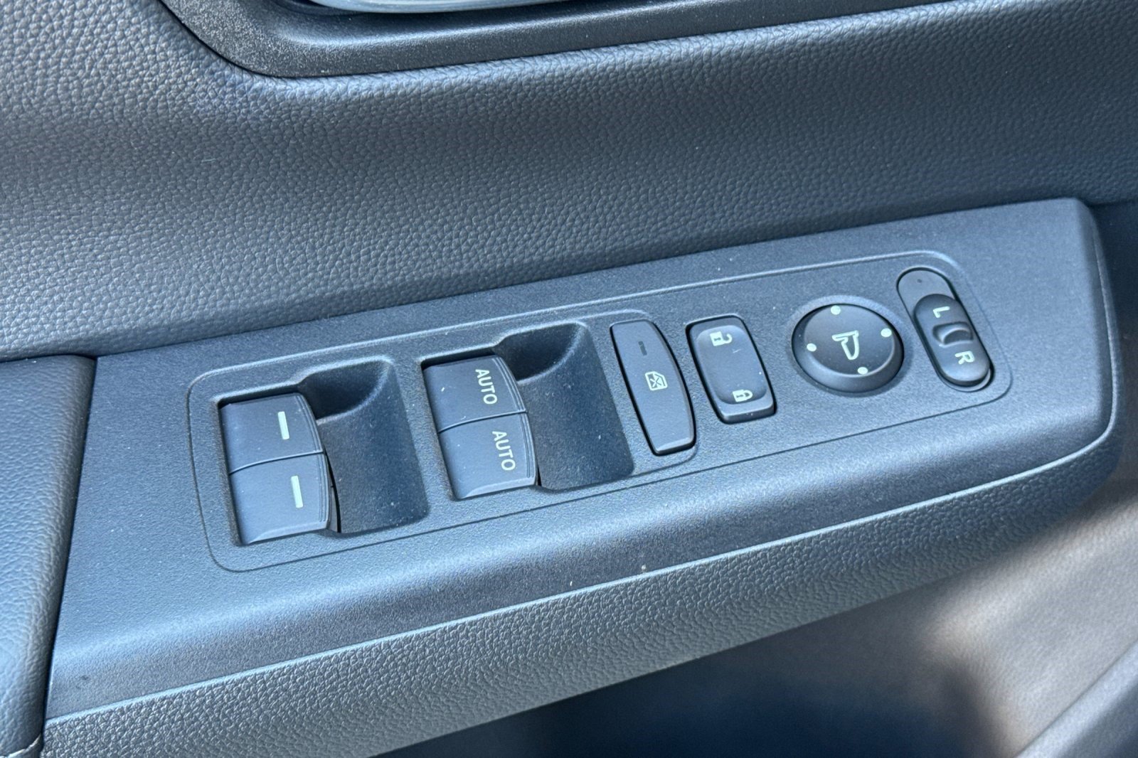 Certified 2024 Honda CR-V EX image 13