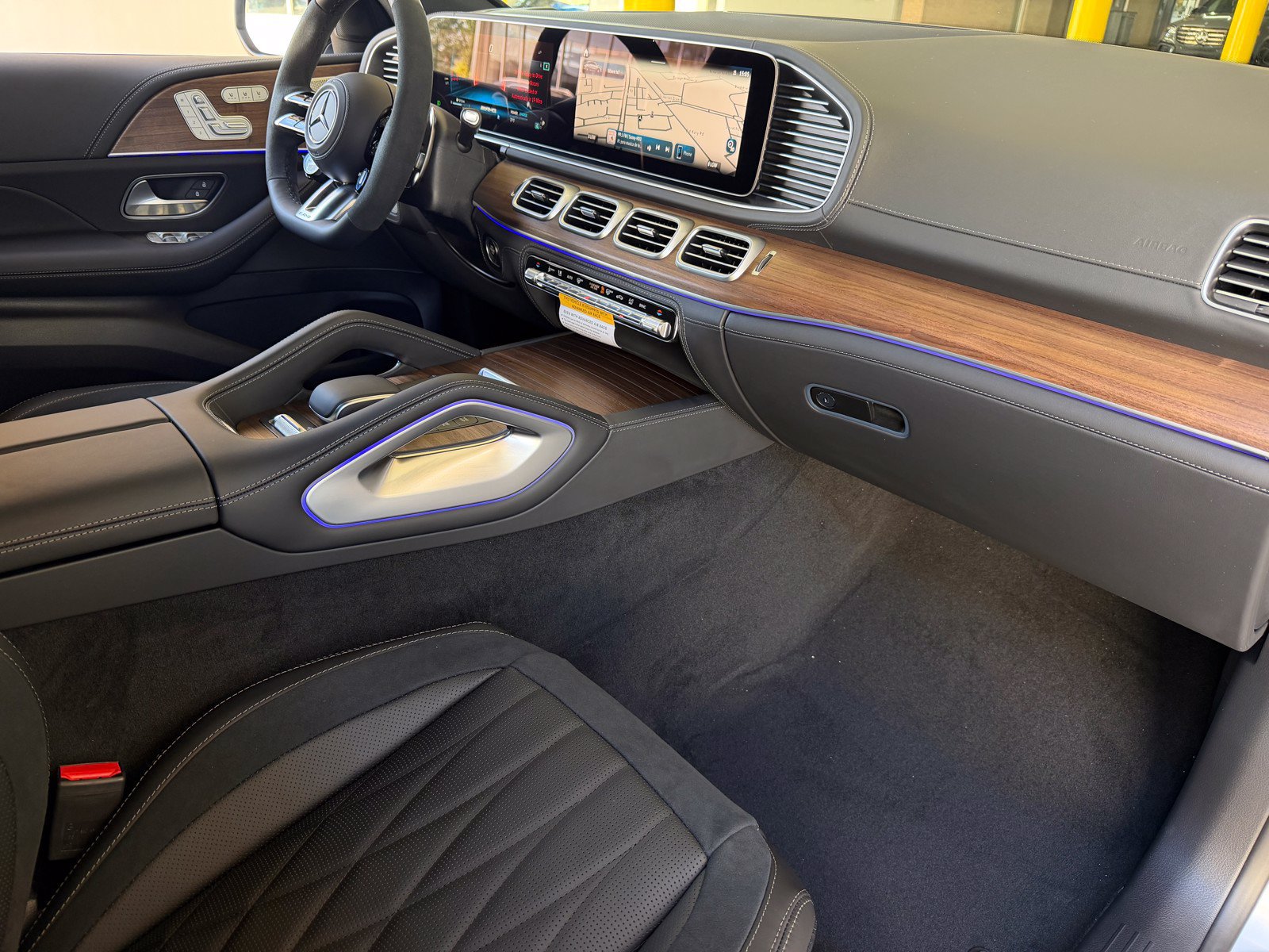 New 2026 Mercedes-Benz GLE 53 AMG 4MATIC Coupe image 15