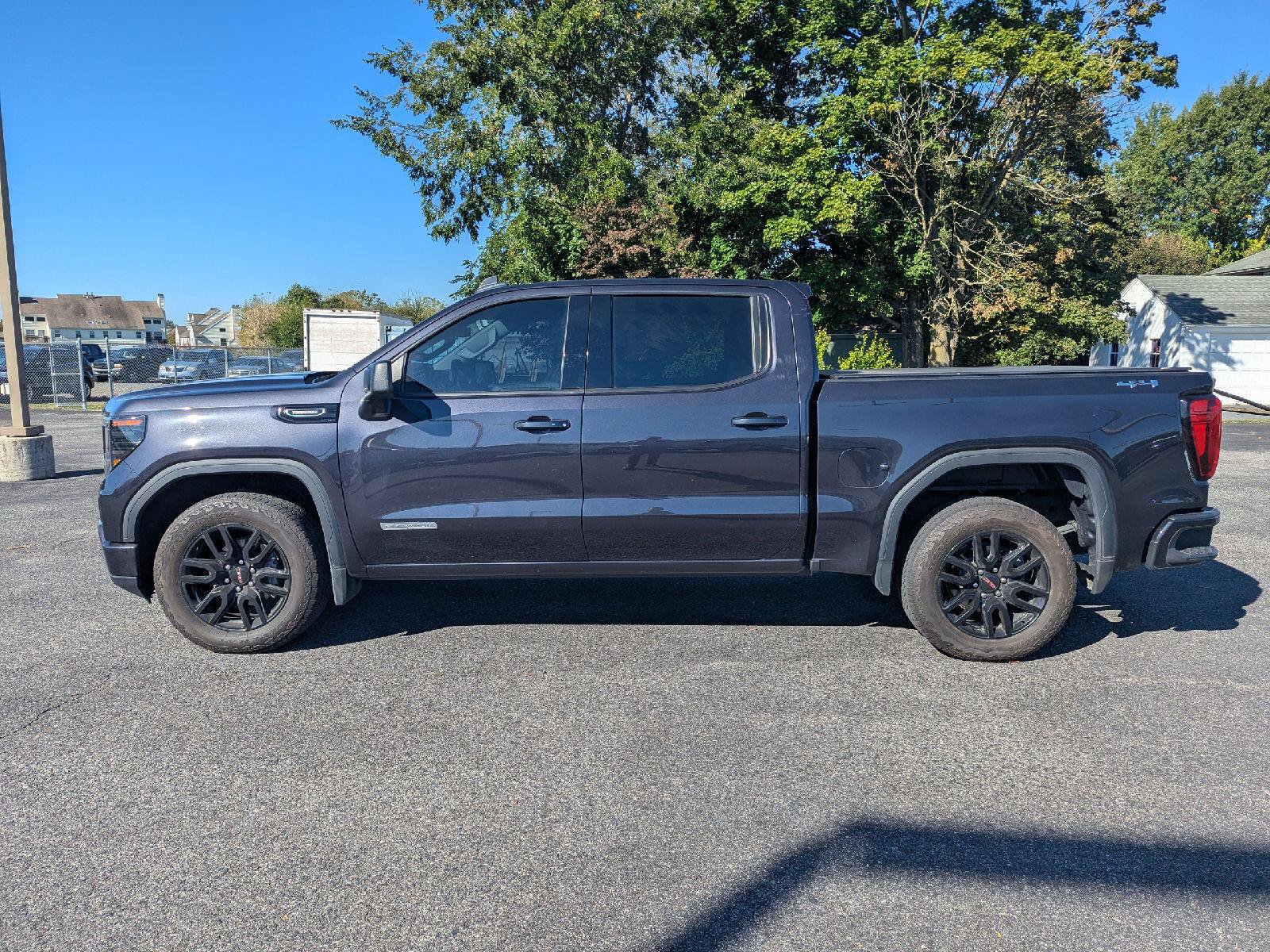 Used 2025 GMC Sierra 1500 Elevation AWD/4WD image 4