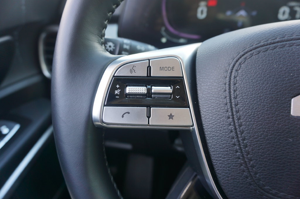 Used 2024 Kia Telluride LX FWD image 8