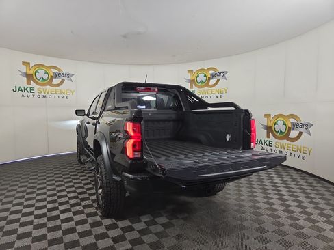 Used 2023 Chevrolet Colorado ZR2 w/ ZR2 Convenience Package III AWD/4WD image 33