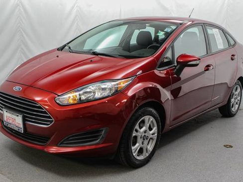 Used 2014 Ford Fiesta SE FWD image 5
