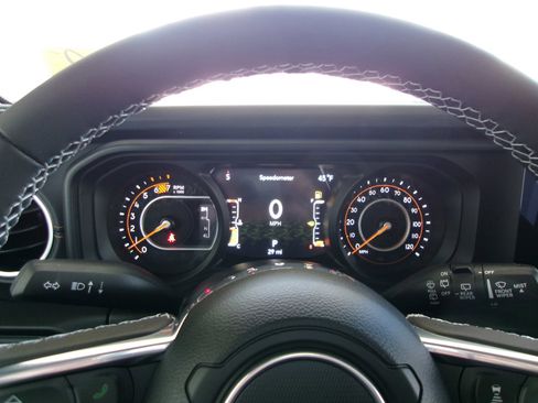 New 2025 Jeep Wrangler Unlimited Sahara image 7