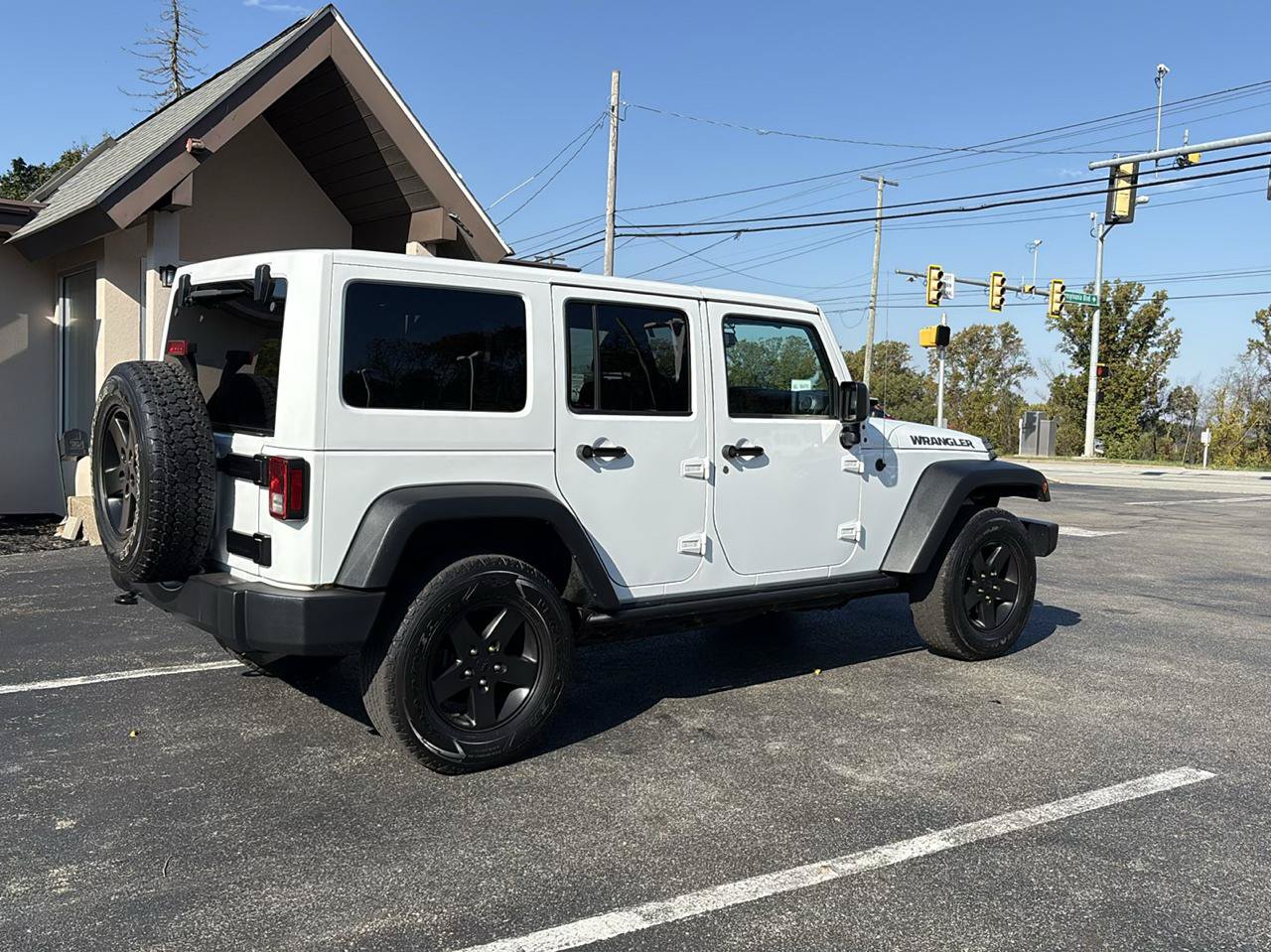 Used 2016 Jeep Wrangler Unlimited Sport AWD/4WD image 5
