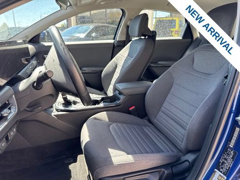 Used 2025 Kia K4 EX FWD image 16