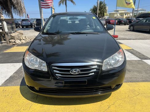 Used 2010 Hyundai Elantra w/ Comfort Pkg 2 image 2