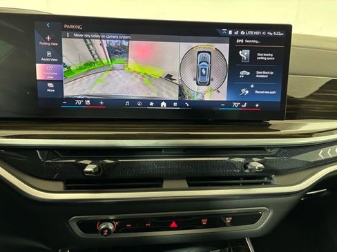 Used 2024 BMW X5 xDrive40i w/ Premium Package AWD/4WD image 17