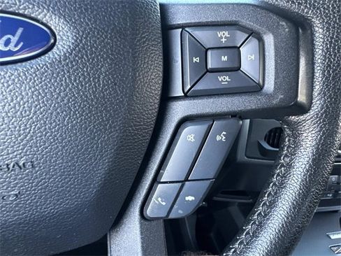 Used 2015 Ford F150 XLT w/ Equipment Group 302A Luxury image 26