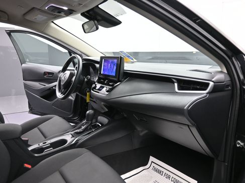 Used 2023 Toyota Corolla LE image 29