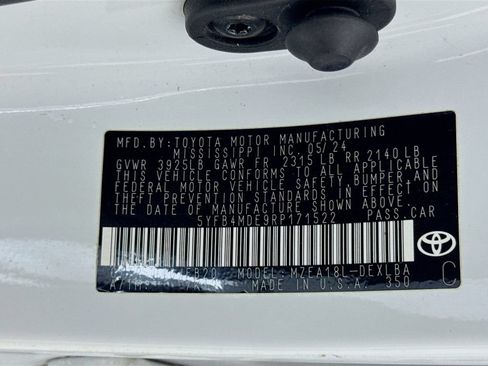 Used 2024 Toyota Corolla LE FWD image 29