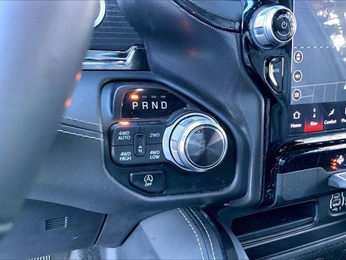 Used 2022 RAM 1500 Limited w/ Body Color Bumper Group image 13