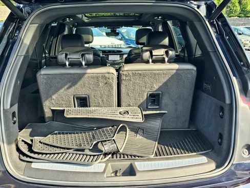 Used 2021 Cadillac XT6 Premium Luxury AWD/4WD image 11