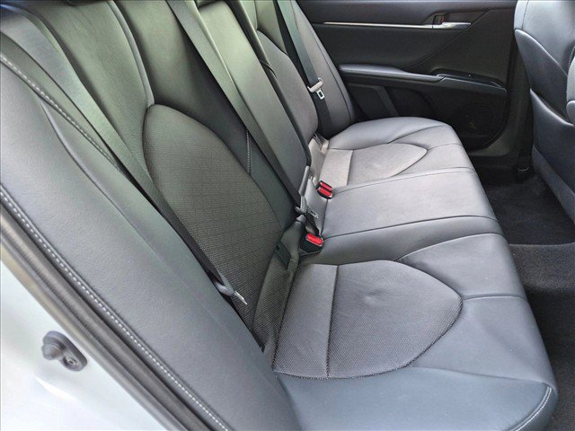 Used 2020 Toyota Camry XSE FWD image 19
