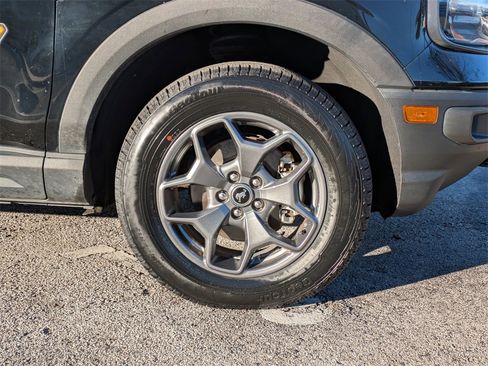 Used 2021 Ford Bronco Sport Badlands image 11