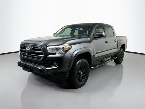 Used 2019 Toyota Tacoma SR5 RWD image 9