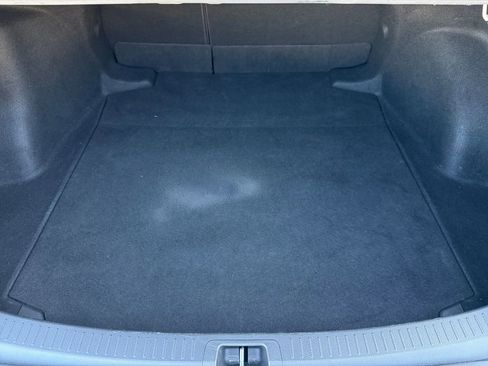 Used 2022 Toyota Corolla LE image 21