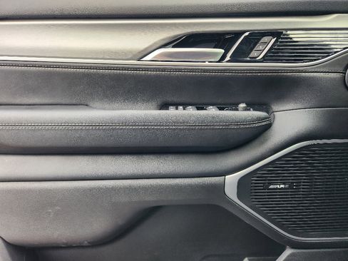 New 2026 Jeep Grand Wagoneer 4x4 image 16