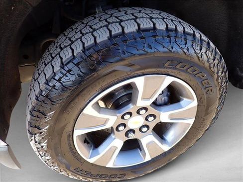 Used 2018 Chevrolet Colorado Z71 image 7