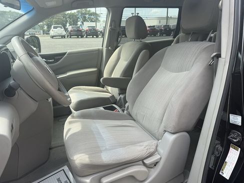 Used 2016 Nissan Quest SV FWD image 9