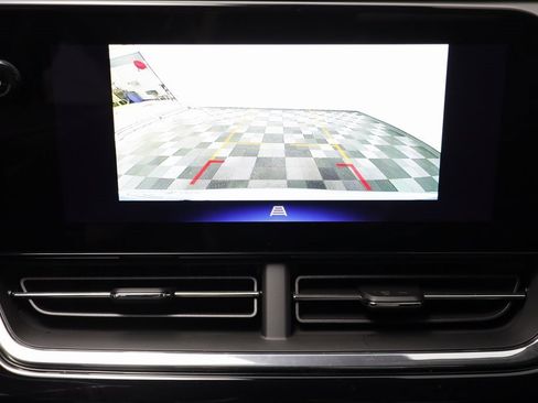 Certified 2026 Chevrolet Trax ACTIV w/ Driver Confidence Package image 9