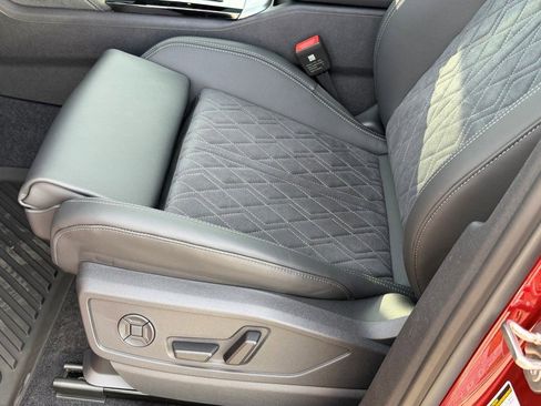 New 2025 Audi SQ5 Premium Plus image 19