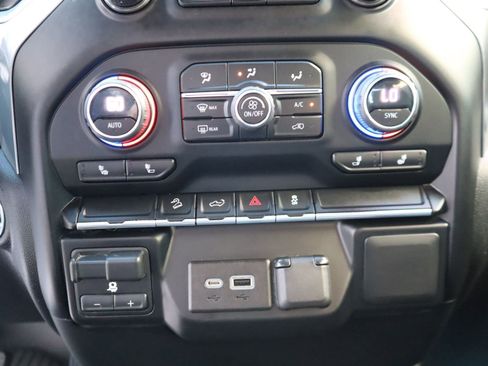 Used 2023 Chevrolet Silverado 2500 LT w/ Convenience Package image 46