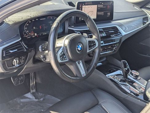 Used 2023 BMW M550i xDrive w/ Executive Package image 12